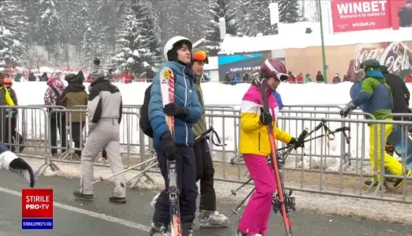 Turiștii au ales să-și petreacă weekendul la munte, însă nu au lipsit nici incidentele. Sfaturile salvamontiștilor montani