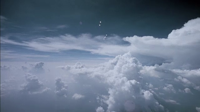 Ce sunt, de fapt, baloanele de spionaj chineze doborâte de americani. Legăturile cu extratereștrii