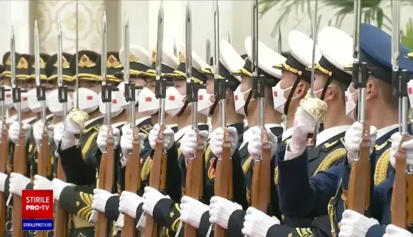 Preşedintele Iranului, vizită de trei zile în China pentru întărirea relaţiilor. Apropierea liderilor stârnește îngrijorare