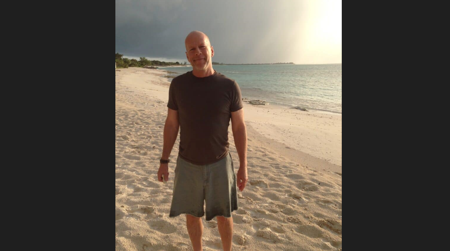 Apelul disperat al soției lui Bruce Willis către paparazzi, după ce actorul a fost diagnosticat cu demență