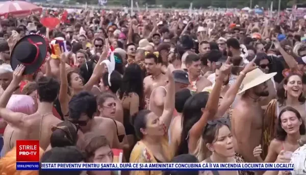 Parada câinilor, una dintre cele mai îndrăgite de la Carnavalul de la Rio. „E momentul lor să fie împreună, să se joace”