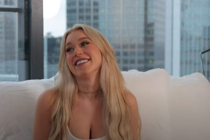 Pugilista Elle Brooke a relatat cea mai jenantă experiență erotică pe care a trăit-o într-un hotel de lux. Ce era în neregulă