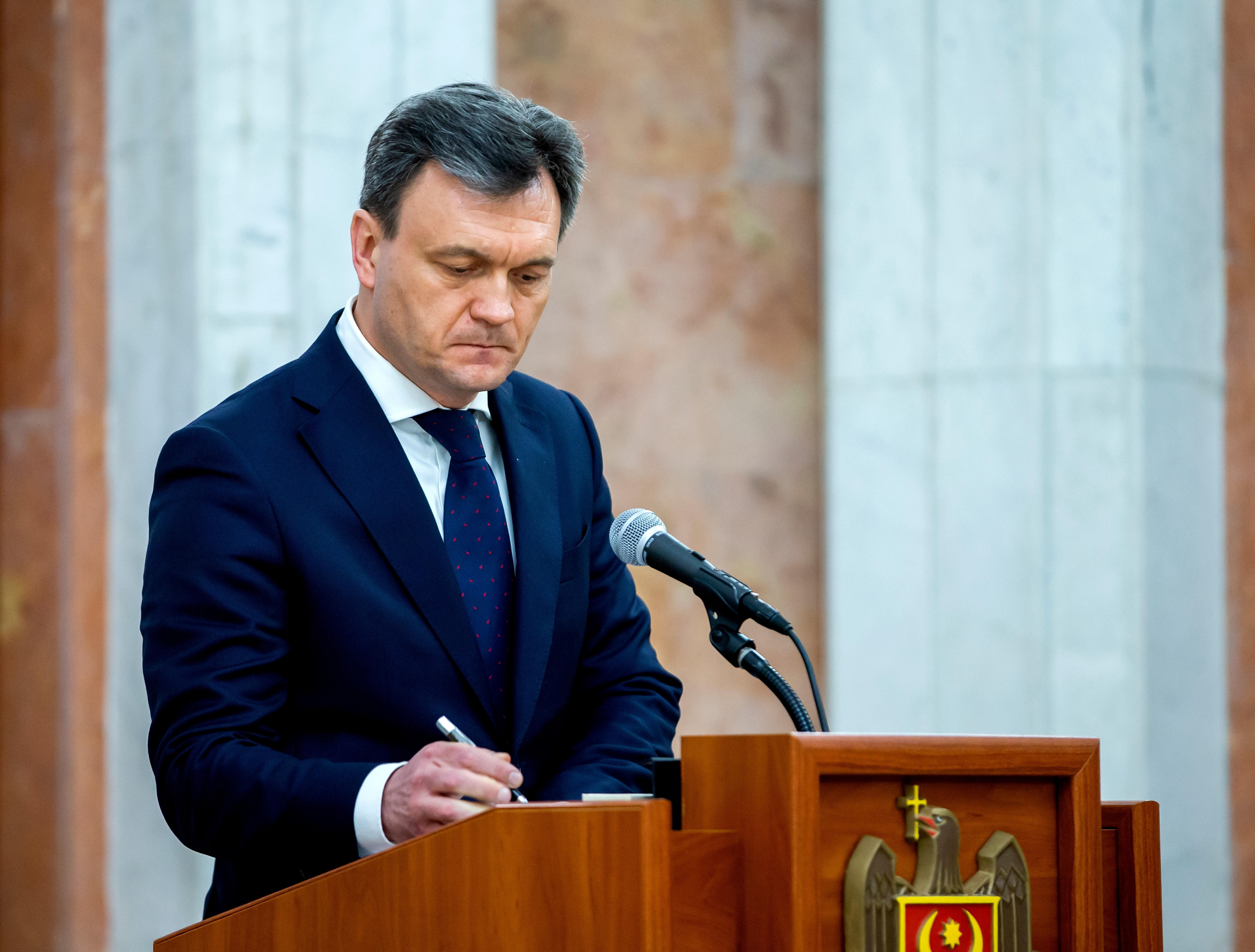 Premierul Dorin Recean: Rusia a încercat să preia Aeroportul Chișinău. Există mai multe scenarii de destabilizare a Moldovei