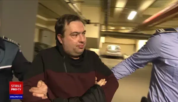 Lectorul de la Babeș-Bolyai a fost denunțat de ofițeri de poliție restanțieri. Filmul flagrantului organizat de DNA