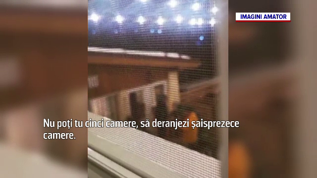 Vacanță cu scandal pentru nouă tineri. Totul a pornit de la o dispută cu gazda, pe tema programului de odihnă