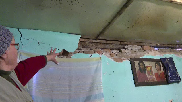 Oltenii nu știu cum să se asigure împotriva dezastrelor. ”Îți trebuie autorizație de la cutremure, de nu știu unde”