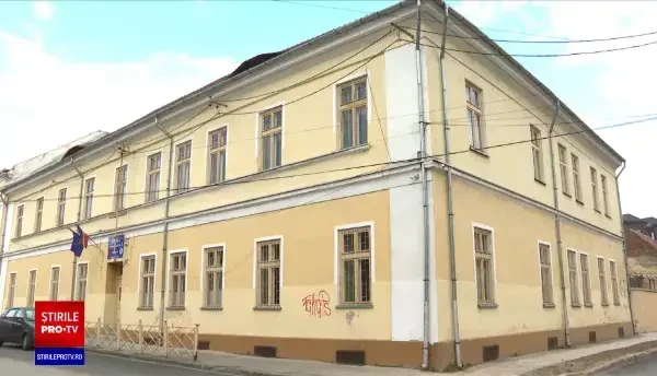 15 școli și grădinițe din țară vor fi consolidate. Unde își vor desfășura activitatea copiii și cadrele didactice