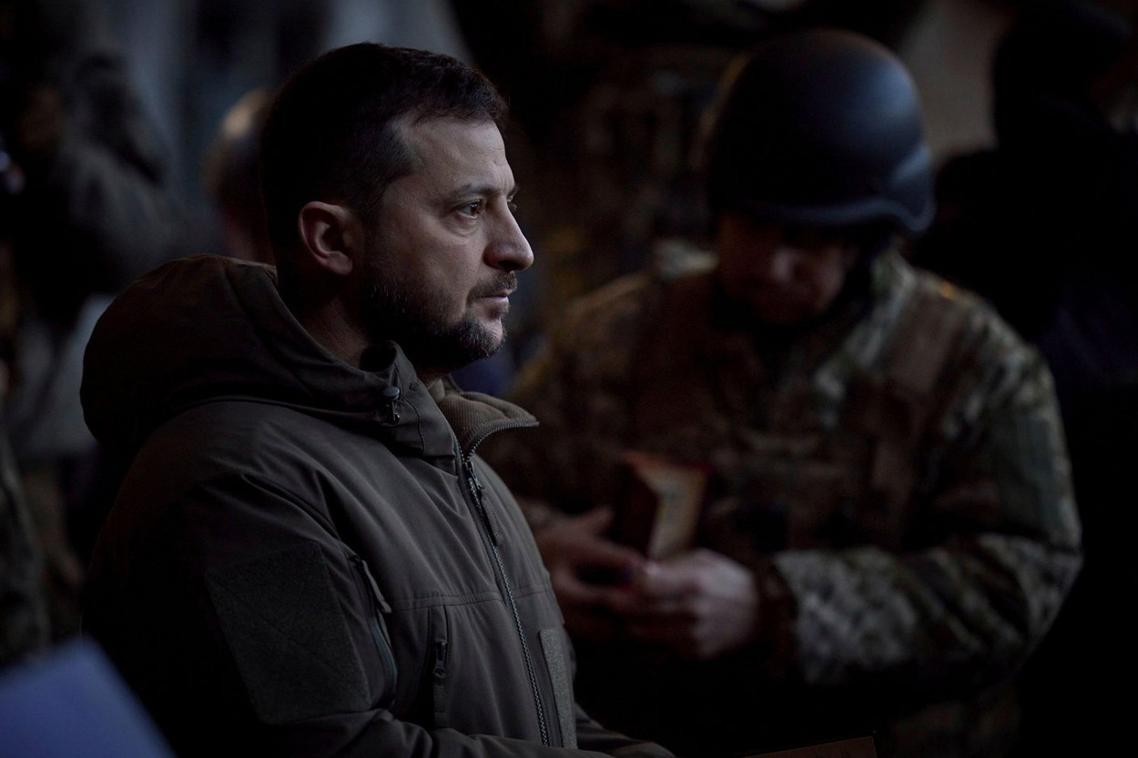 The Times: Cum se trăieşte în interiorul buncărului de război al lui Zelenski. Fără telefoane, fără lumină, fără somn