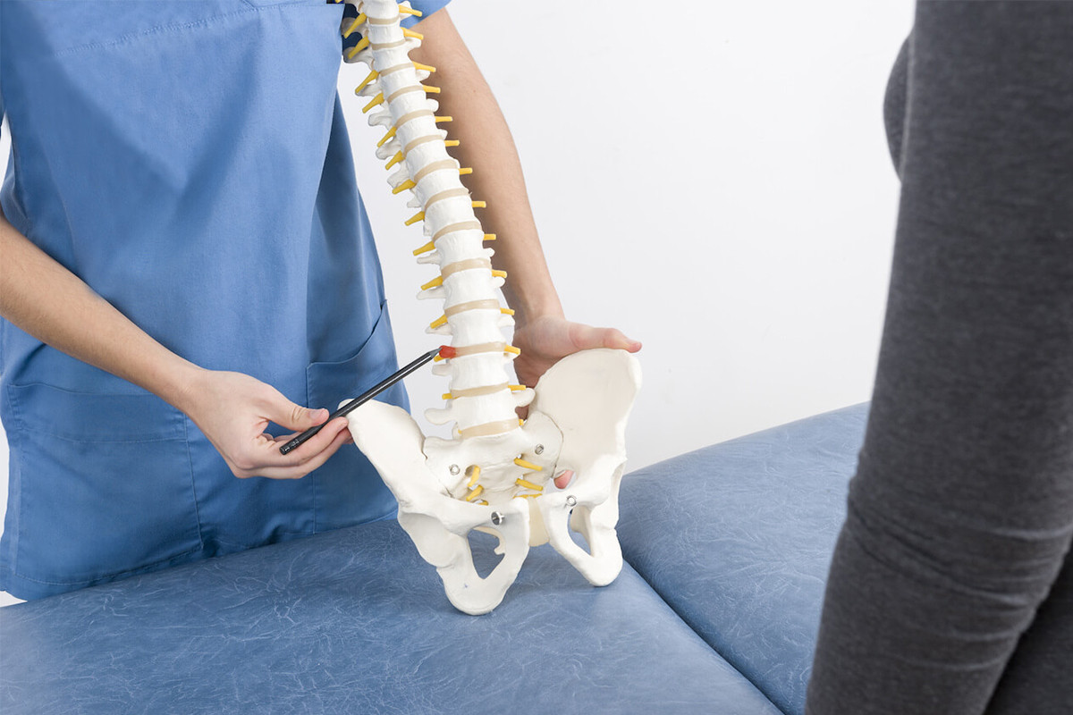 (P) De ce este important să tratezi o hernie de disc într-o clinică de renume