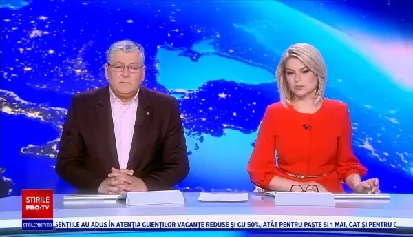 Scene macabre, în Bacău. Un bărbat a fost reținut, după ce a fost filmat când trăgea după căruţă un câine mort