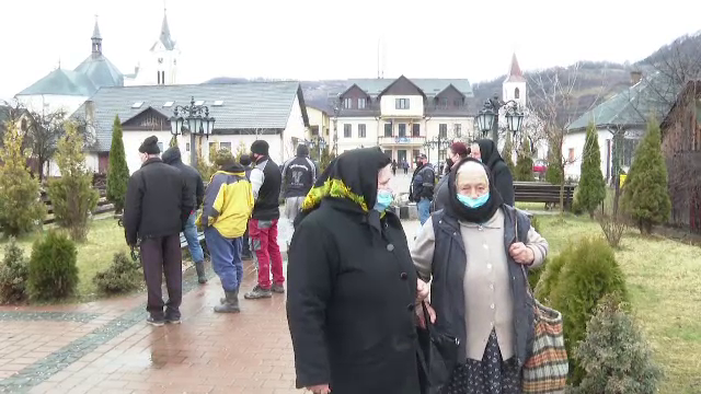 Vor să-și dea jos primarul pentru că le-a tras apă. ”Oamenii, prin dorința lor de glorie, sunt dispuși să facă orice”