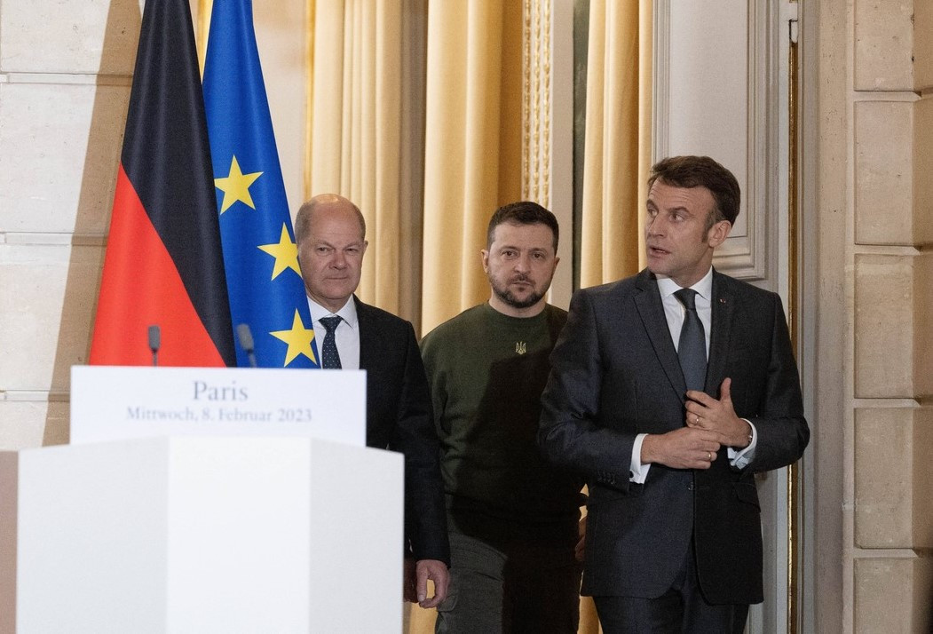 Trei mari state NATO vor să propună Ucrainei un pact de securitate pentru a încuraja începerea negocierilor de pace