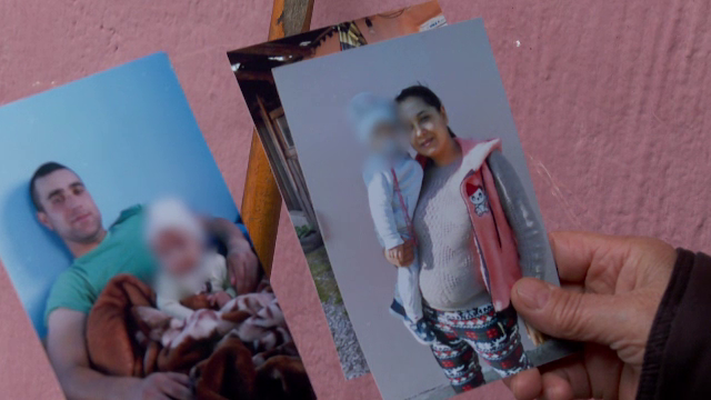 O mamă de 36 de ani a fost ucisă de bărbatul cu care are un copil. Cel mic fusese închis într-o cameră