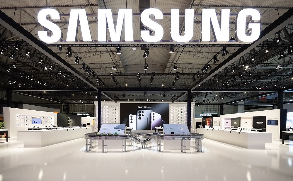 (P) Samsung Galaxy S23, vedetă la Mobile World Congress din Barcelona. Performanțe maxime cu materiale reciclate