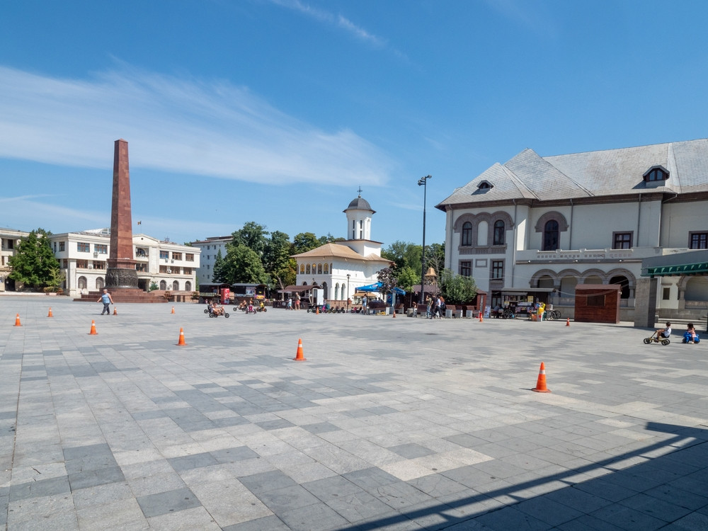 George Simion, abia pe locul patru în orașul natal. El a anunțat deja că în turul II îl va susține pe oponentul lui Ciolacu