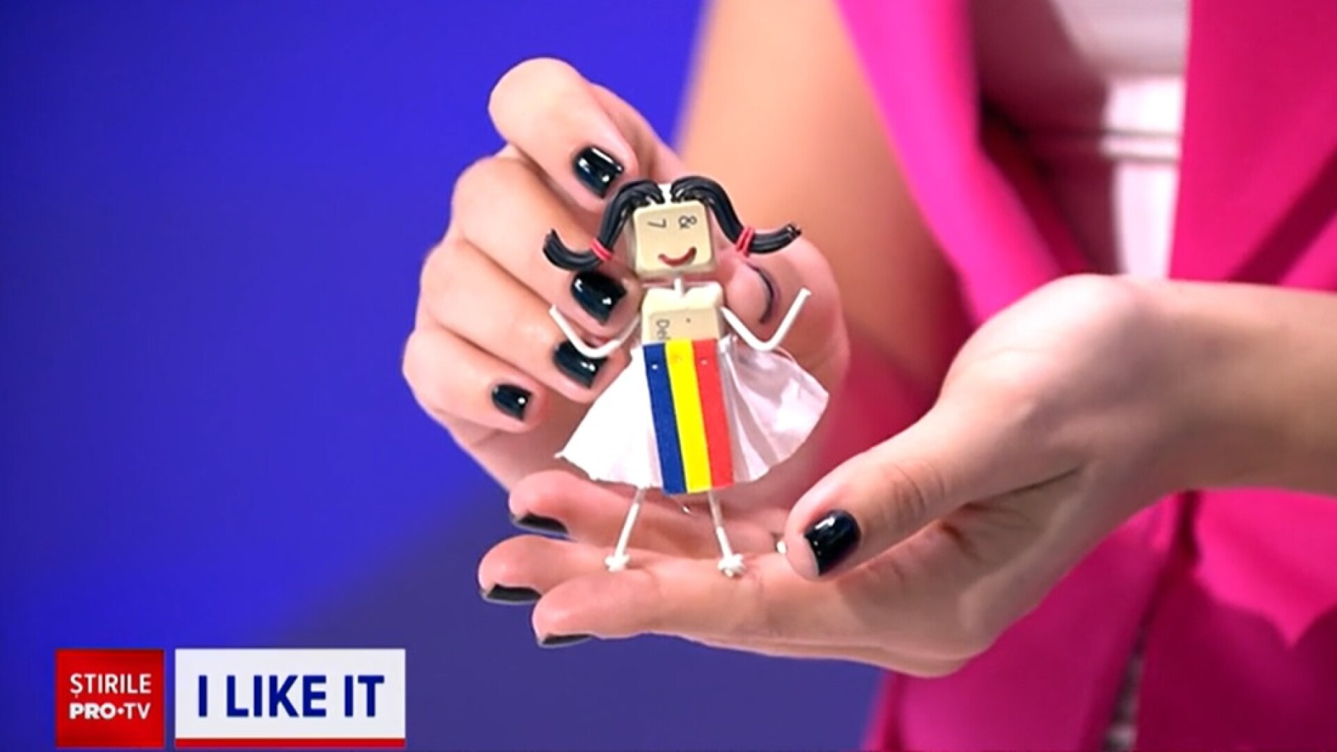 Mărțișoare potrivite pentru pasionații de tehnologie. Cum arată cele făcute din microcipuri, circuite sau taste de computer