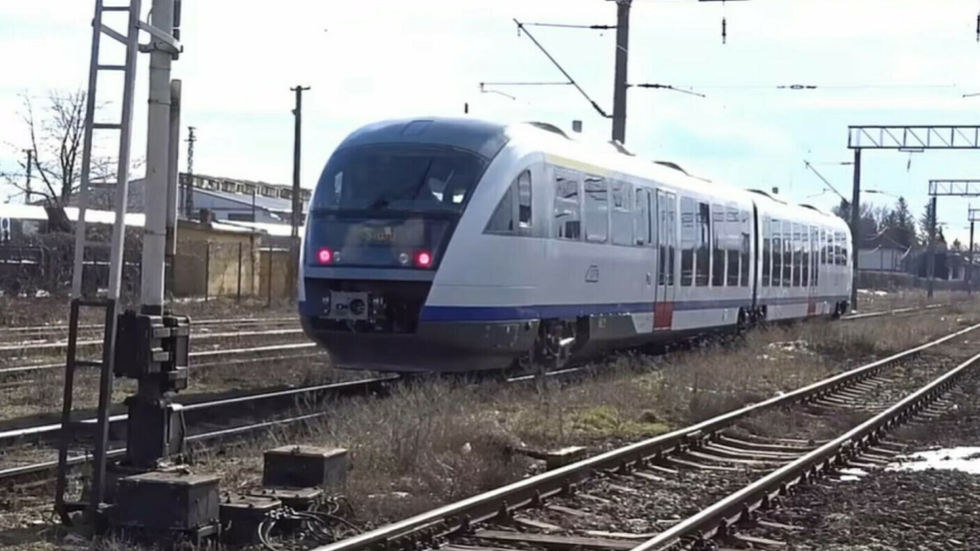 Trenurile ilegale de la CFR Călători. Dacă ai mers cu ele poți cere banii înapoi