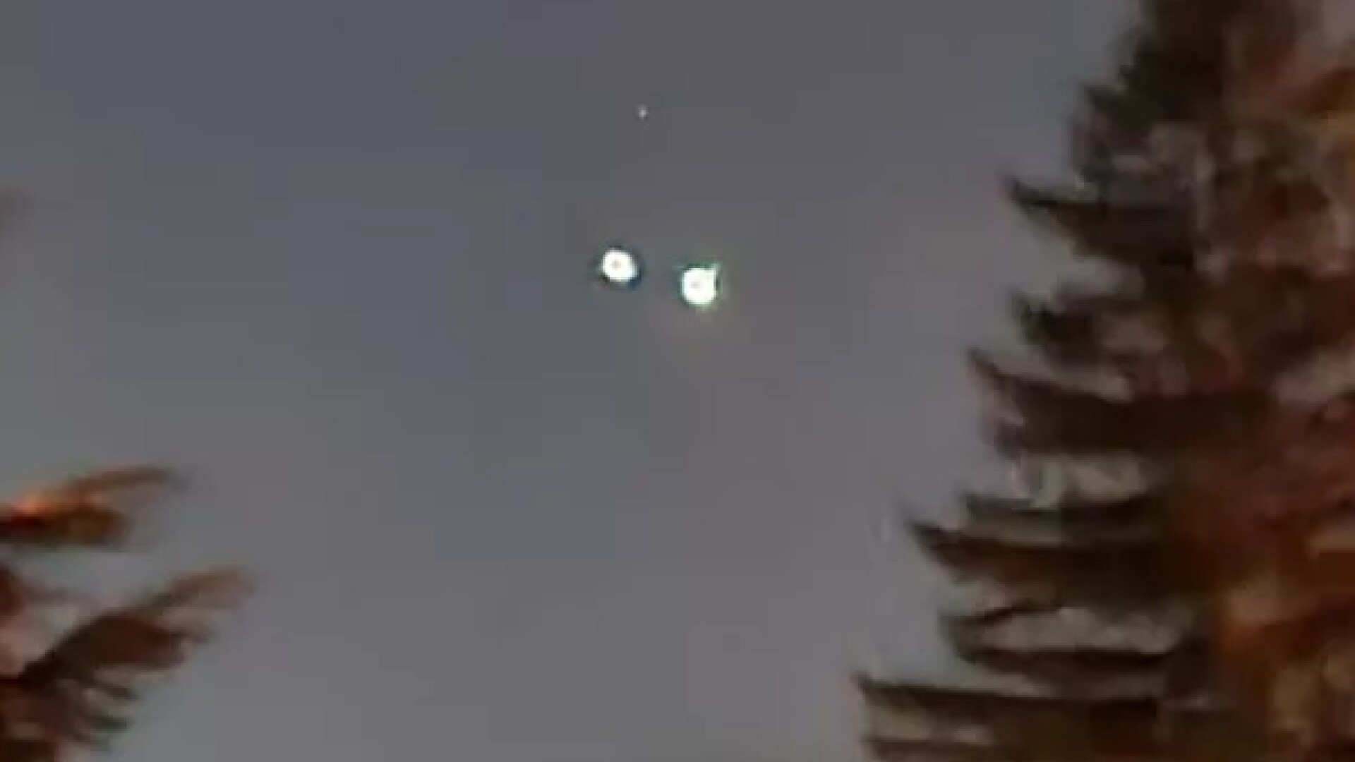 Ce s-a văzut pe cerul României în seara zilei de 1 martie. Au putut fi observate cu ochiul liber. FOTO