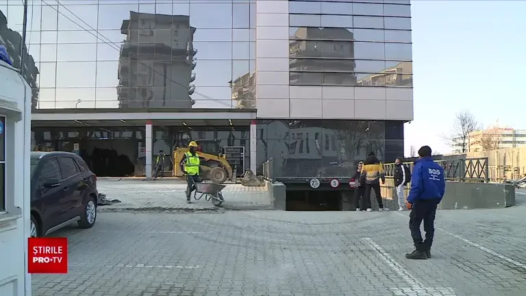 O clădire construită acum 13 ani și care va fi spital, încadrată în clasa a doua de risc seismic. Cum a fost posibil