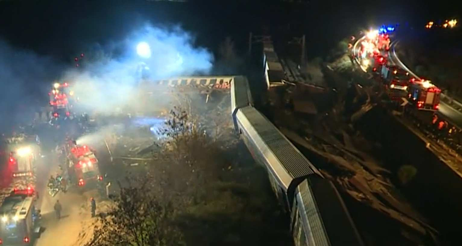 Multe dintre victimele dezastrului din Grecia trebuie identificate după ADN. Spitalele, neîncăpătoare pentru donatori