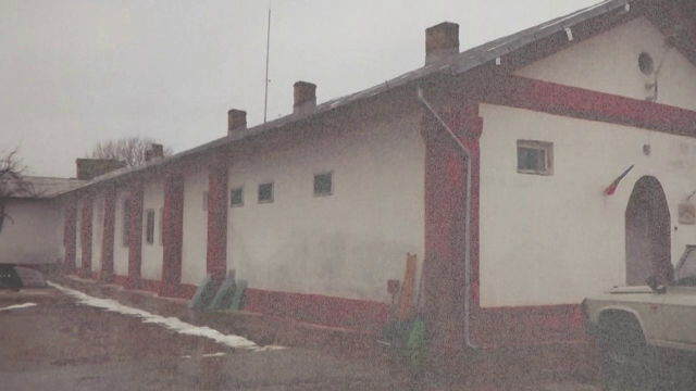 Zeci de clădiri în care lucrează cei care trebuie să ne salveze riscă să se prăbușească. Ce măsuri s-au luat GALERIE FOTO