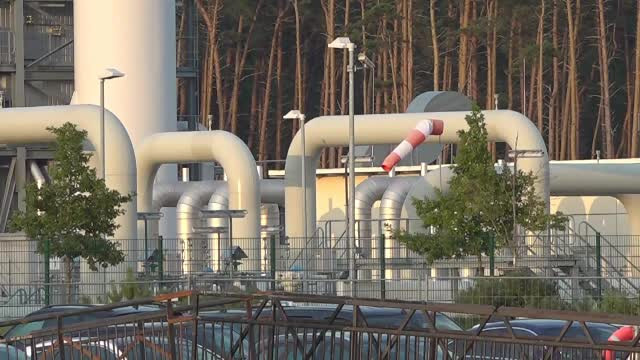 Preţul gazelor continuă să crească în Europa, deoarece riscurile contracarează depozitele pline