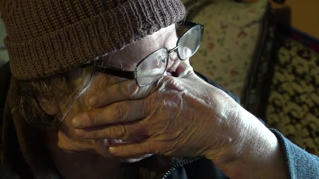 O bătrână din Vaslui trăiește de pe o zi pe alta, își dă bruma de bani pe lemne și medicamente. Care este visul ei