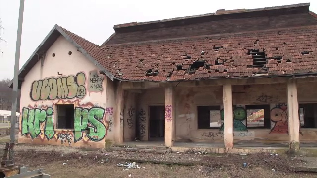 Gările din România aflate în paragină. Oficialii de la Căile Ferate spun că nu au bani pentru investiții