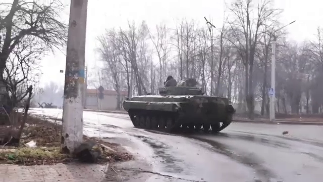 Orașul Bahmut, aproape încercuit de ruși. Forțele ucrainene asediate luptă pentru a-și menține poziția