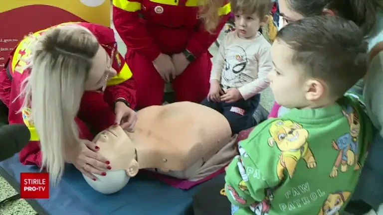 Ce trebuie să faci când i se face rău pe stradă cuiva. Manevrele de prim ajutor sunt vitale