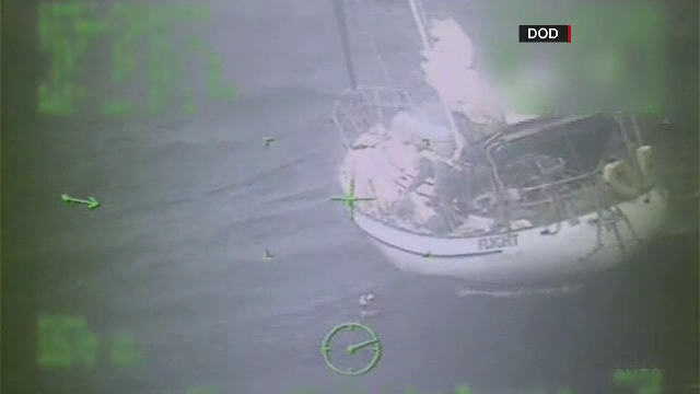 Operațiune contra cronometru. Cum a fost salvat un bărbat după ce a trimis un semnal SOS de pe o barcă