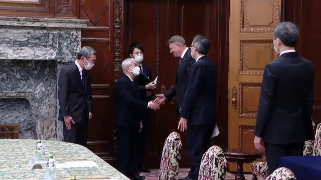România încheie un parteneriat strategic cu Japonia. Protocolul imperial după care Klaus Iohannis va fi primit de împărat