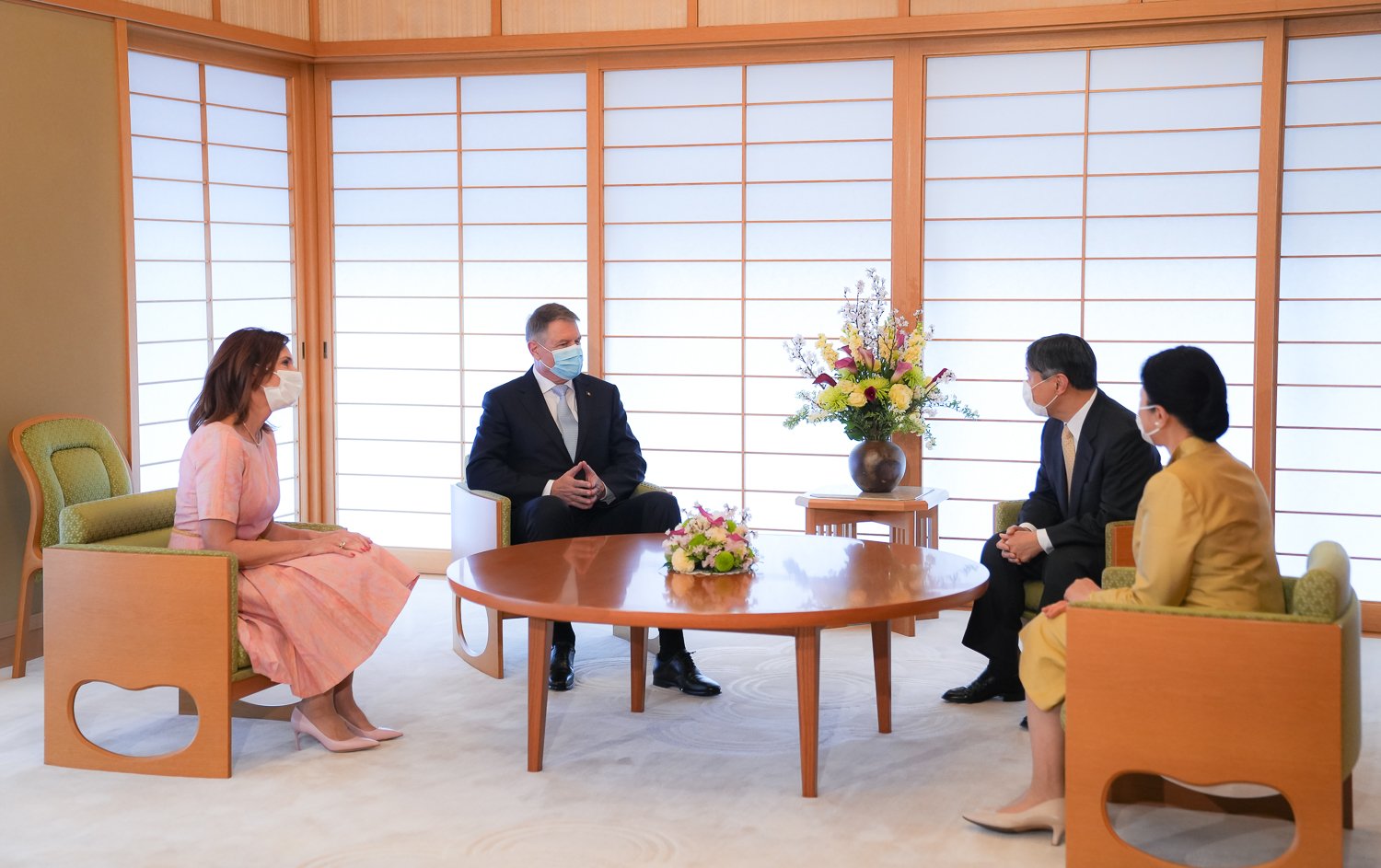 Klaus Iohannis, Carmen Iohannis, Japonia