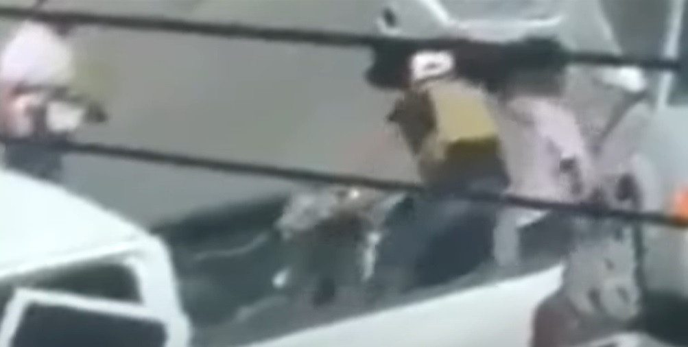 Momentul terifiant în care patru cetățeni americani au fost răpiți în Mexic, surprins de camerele de supraveghere | VIDEO