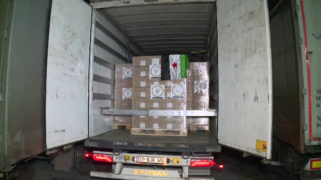 Un camion încărcat cu ajutoare pleacă din România spre nordul Siriei, zonă devastată de cutremurul de luna trecută