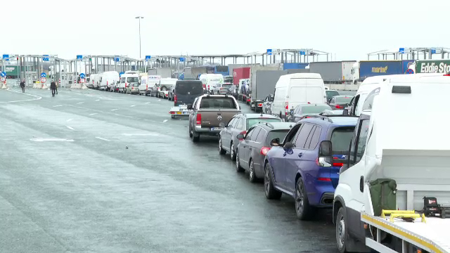 Blocaj uriaș la granița cu Ungaria. Nicio mașină nu a putut ieși din țară, din cauza sistemului informatic maghiar