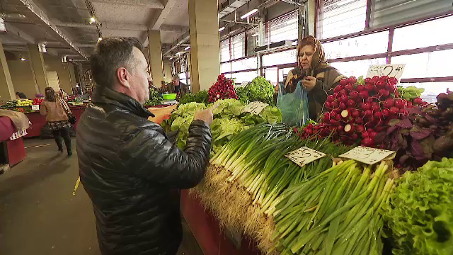 Motivul pentru care verdețurile se vând scump în piețe. Daea: „Piața este liberă. Ministrul și Ministerul nu face prețuri”