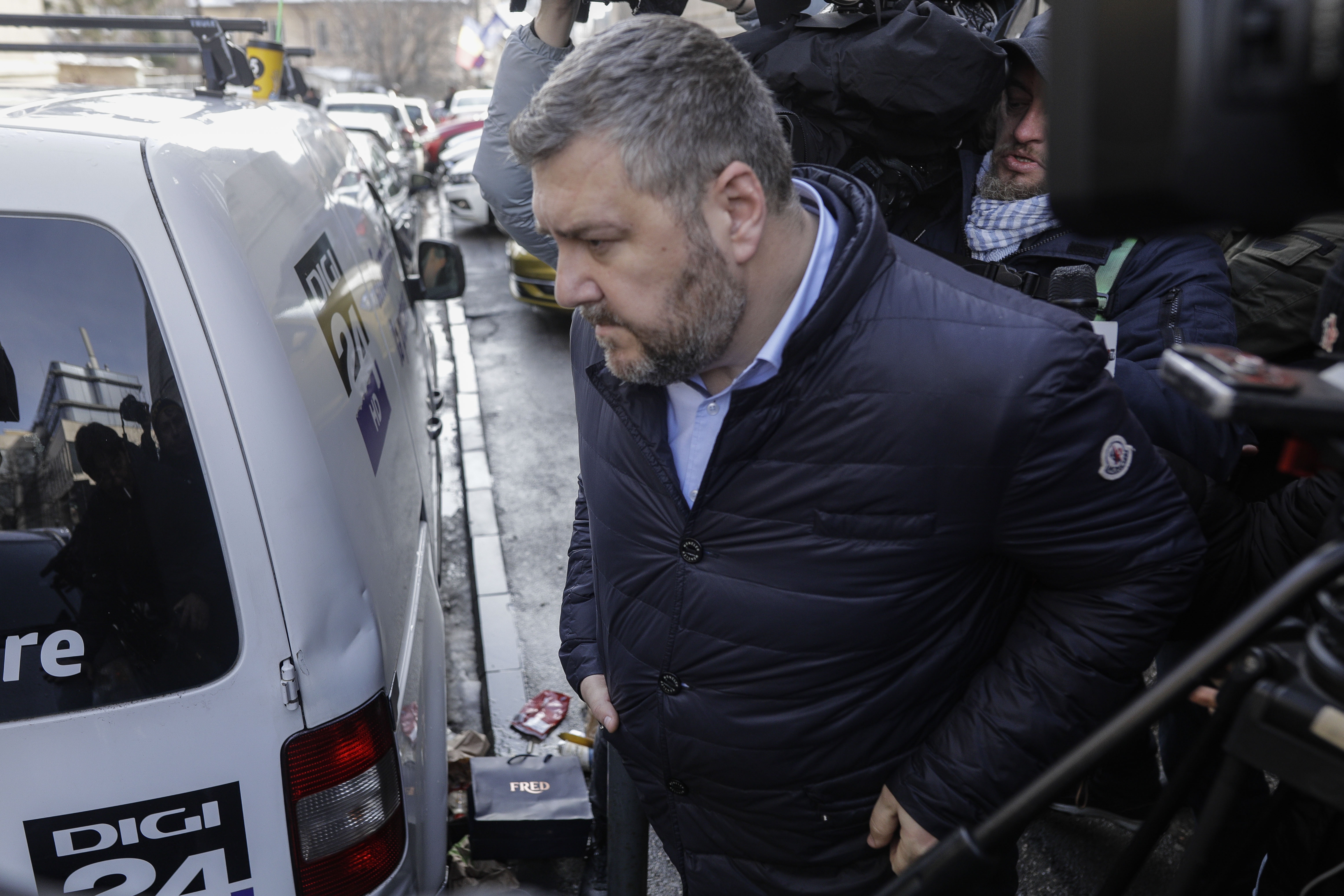 Gabriel Țuțu, directorul general Romarm, a fost demis în urma scandalului în care e implicat și Alexandru Pițurcă