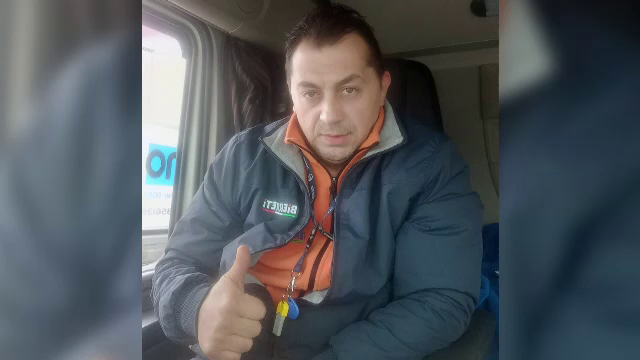 Un român a salvat o fetiță de 9 ani din fața unei mașini în Italia. Omul a sărit pur și simplu în stradă riscându-și viața