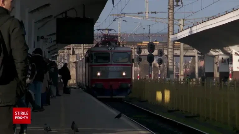Românii preferă să călătorească cu trenul, mai ieftin, la clasa a doua. Ce spun străinii despre trenurile noastre