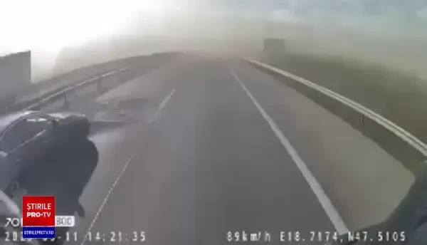 Momentul producerii carambolului de coșmar din Ungaria a fost filmat. Imagini șocante surprinse la fața locului | VIDEO