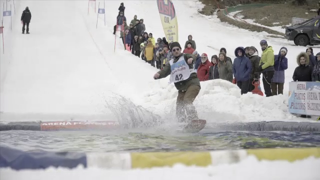 Sfârșitul sezonului de iarnă, marcat printr-un concurs inedit în Păltiniș. Imaginația concurenților nu a avut limite