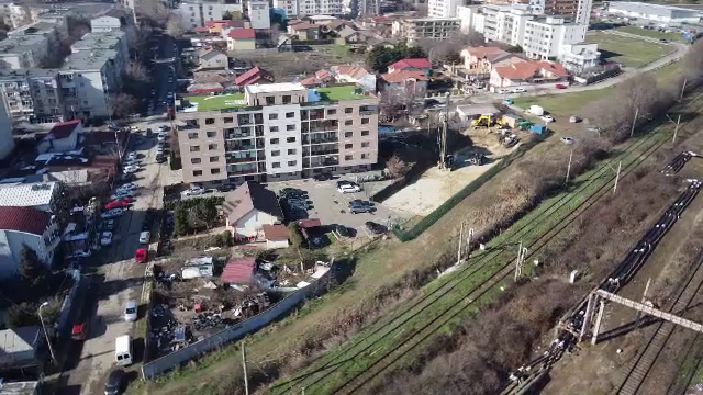 Bloc construit la Constanța peste conductele de păcură ale sistemului național. Cum a fost posibil