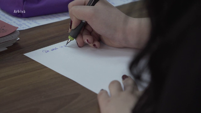 Ce au pățit părinții unei fete de 10 ani din Teiuș care nu au mai lăsat-o să meargă la școală. Au invocat mai multe motive