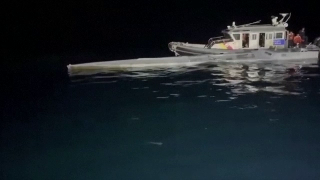 Un submarin cu peste două tone de cocaină și două cadavre la bord, capturat în Columbia de Paza de Coastă