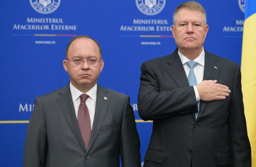 PNL Diaspora continuă atacul la adresa ministrului Aurescu, început de Rareș Bogdan. Care ar fi miza scandalului