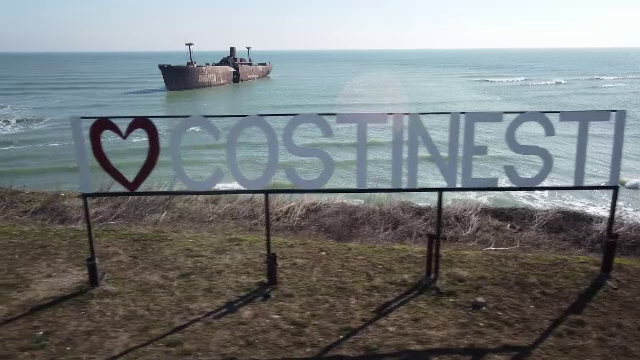 Costinești, cea mai căutată stațiune pentru perioada de Paște și 1 Mai. Unele tarife sunt mai mari ca în Mamaia