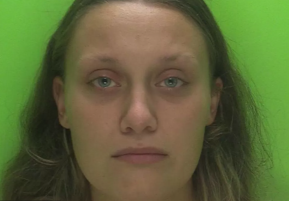 O mamă vitregă și-a filmat copilul în timp ce murea în loc să sune la salvare. Ce mesaj i-a trimis tatălui