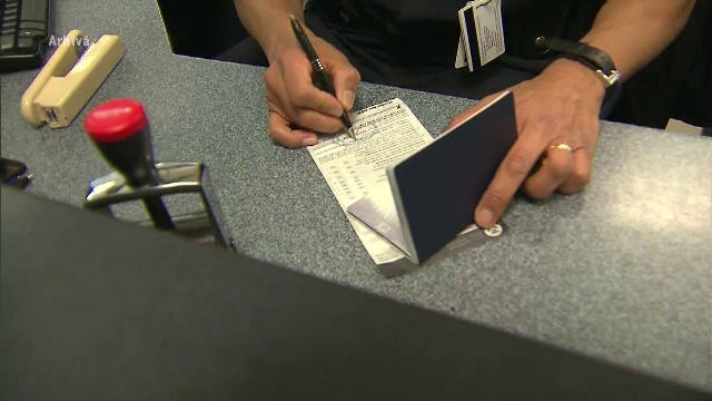 Românii ar putea intra în Statele Unite fără viză. Proiect de lege pentru includerea țării în programul Visa Waiver