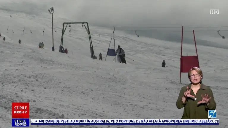 Seniorii au făcut spectacol pe pârtie, la Straja. Peste 150 de vârstnici s-au înscris la ”Cupa Veteranilor” la schi